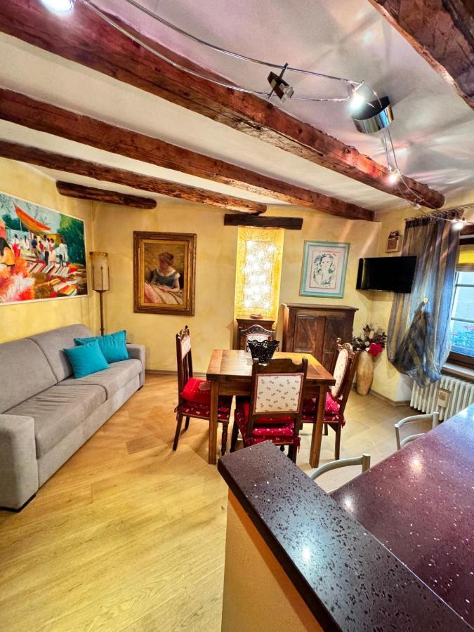 Jolie Maison Centro Apartment Aosta